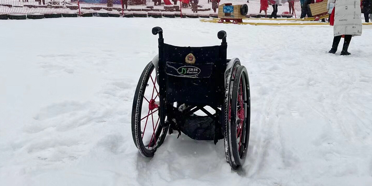 JBH Manueller Rollstuhlfahrer 