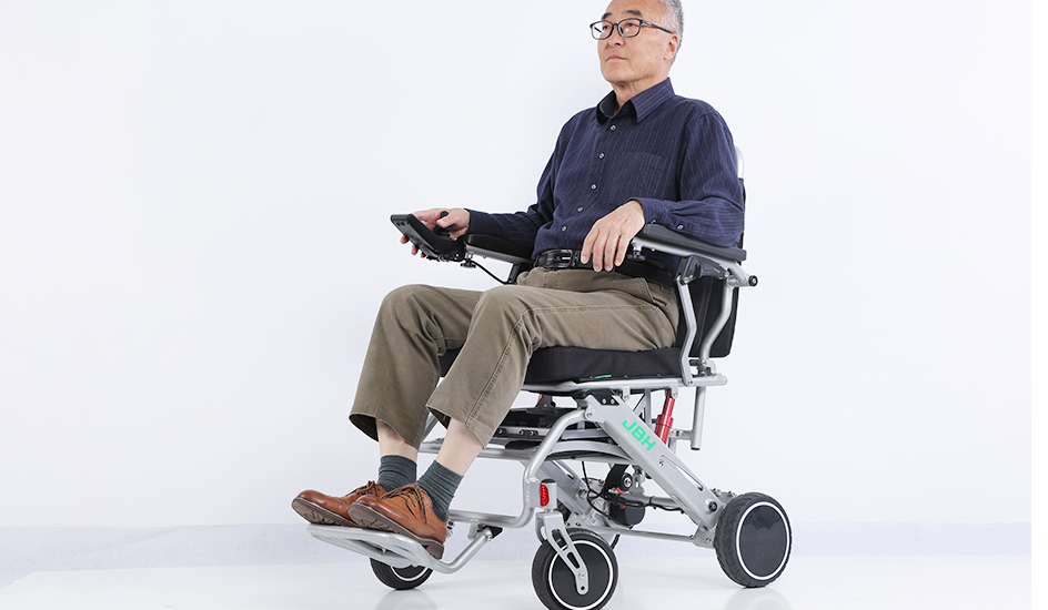Elektrischer Rollstuhl D29